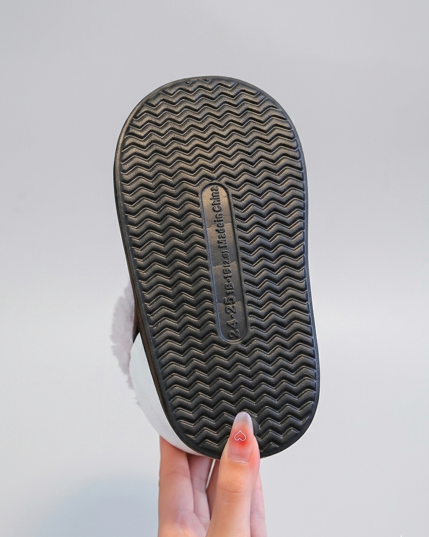Zapato infantil  Invierno Dibujos Animados