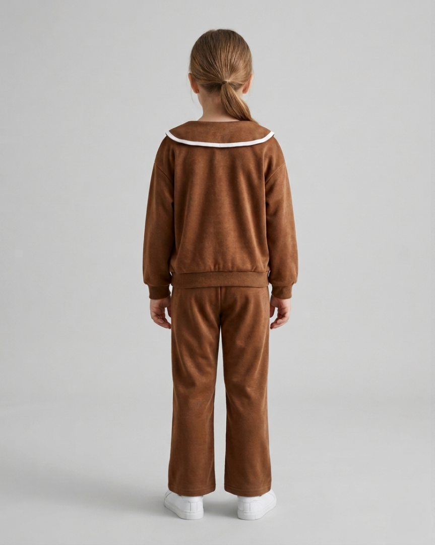 Conjunto niña 2 piezas invierno cálido con diseño moderno y cómodo en España