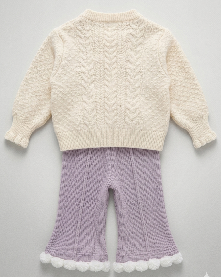 conjunto niña invierno 2 piezas con bordado de corazón y tejido cálido