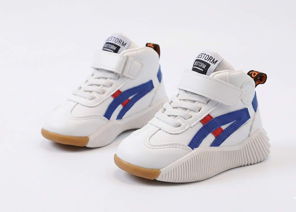 Zapato deportivo con diseño moderno para niños en España
