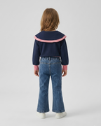 Conjunto niña elegante 2 piezas blusa azul marino con detalles rosas y pantalón vaquero flare con botones dorados