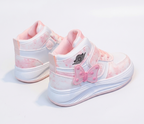 Zapatillas deportivas para niñas con diseño moderno en España