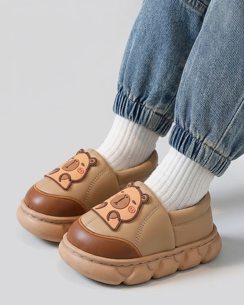 Pantuflas de invierno cálidas con diseño de oso en 3D y suave piel en España