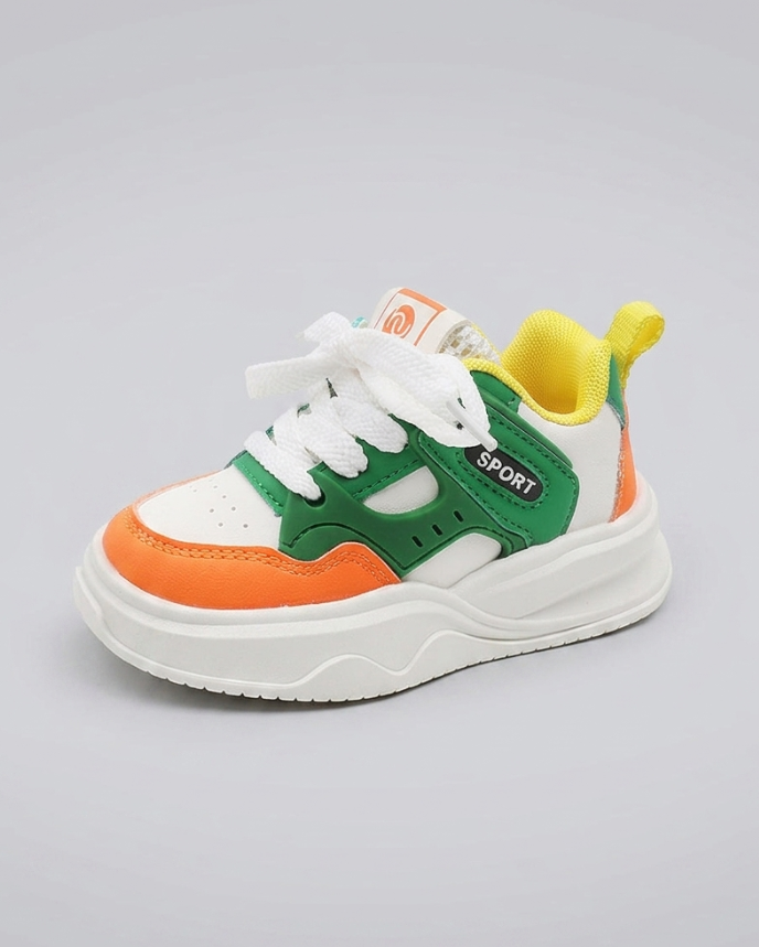 Zapatillas deportivas para niños en España