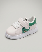 Zapato deportivo con diseño clásico en España
