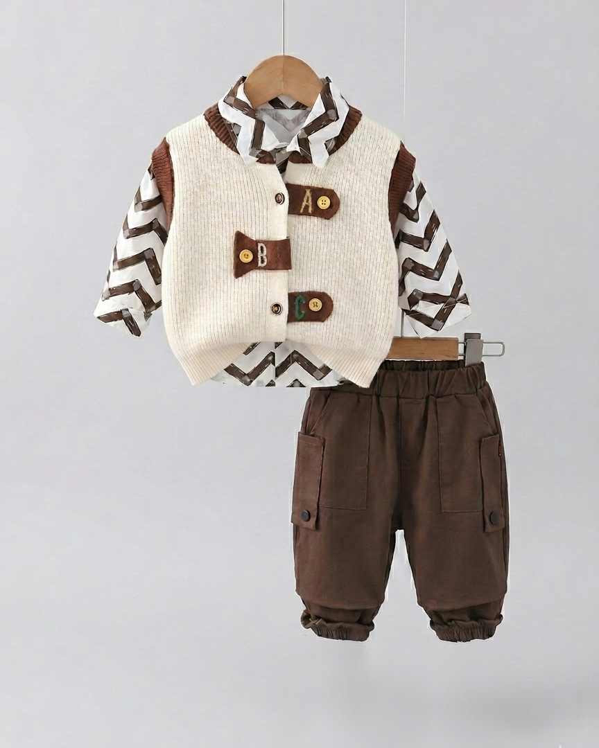 Conjunto bebé 3 piezas invierno chaleco lana camisa estampada y pantalón cómodo detalle chaleco