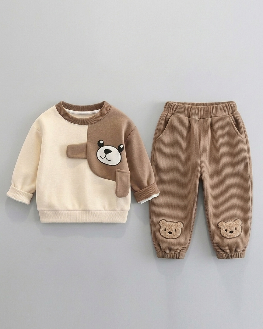 Conjunto de invierno cálido de dos piezas con estampado de oso para niños