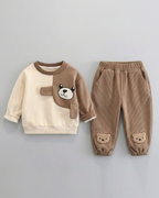 Conjunto de invierno cálido de dos piezas con estampado de oso para niños