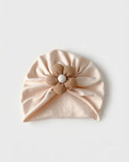 Set de calcetines y gorra para niñas con flores de tela