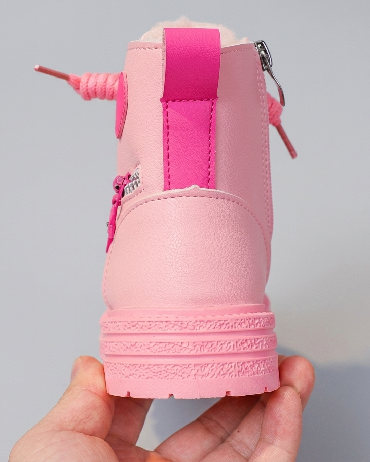Botas Niña Corazones Invierno Cálido