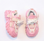 Zapato rosa con diseño deportivo moderno para niñas en España