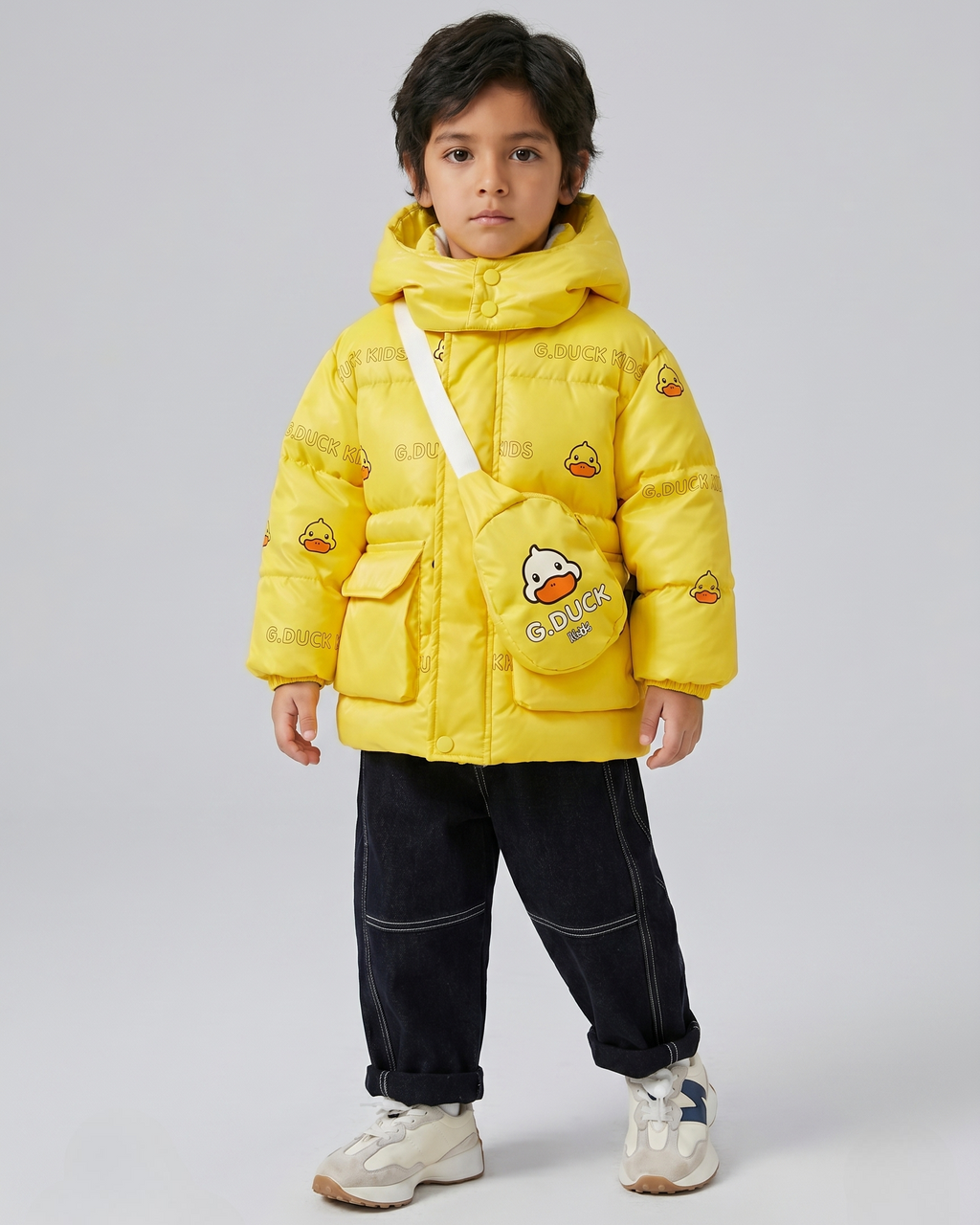 Chaqueta infantil de invierno con capucha y estampado de patitos acolchada con bolsita a juego en España