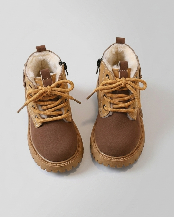 Zapato de invierno con forro suave y cálido, de diseño moderno en España