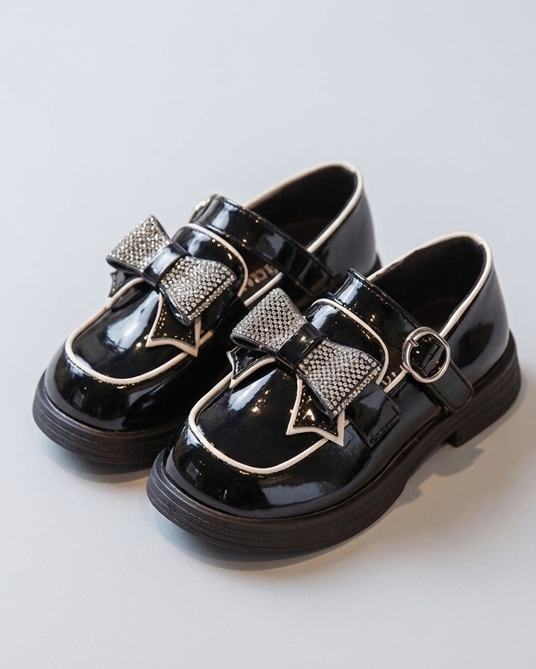 Zapato brillante para niñas con lazo elegante en España