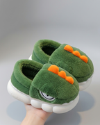 Pantuflas de invierno con pelo suave y cálido en España