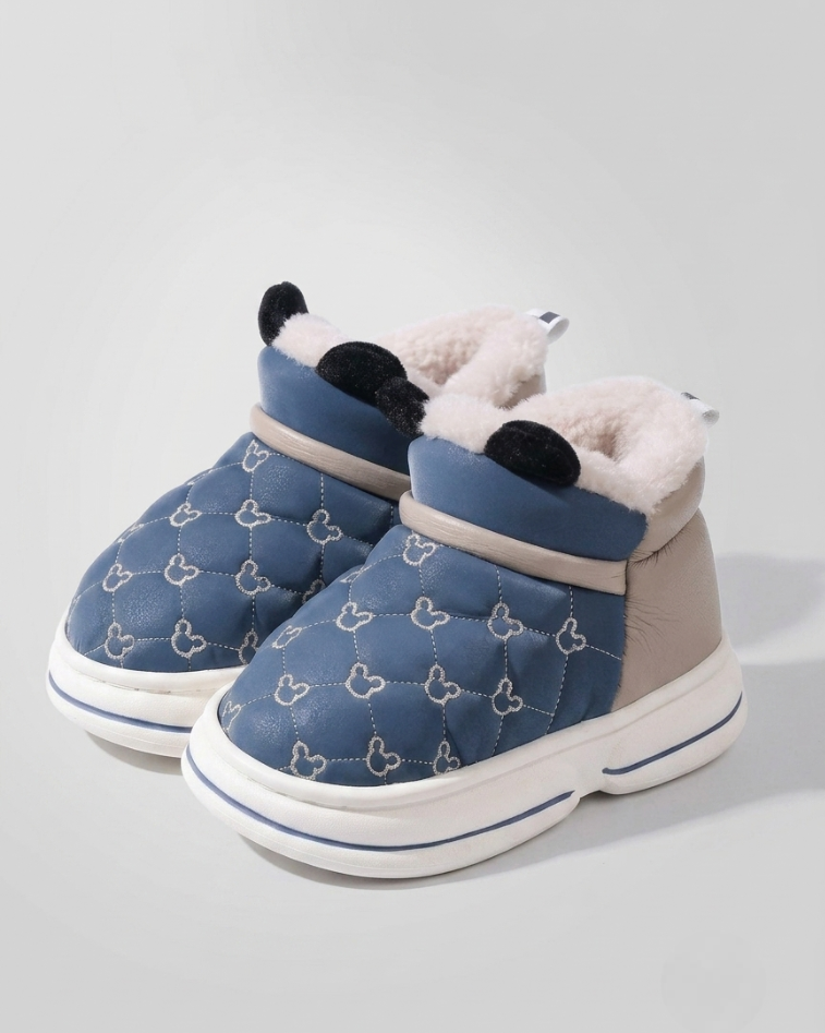 Zapato de invierno cálido con diseño moderno en España