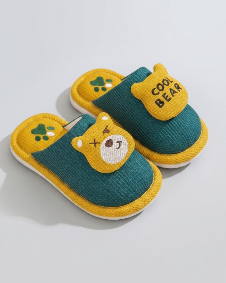 Pantuflas de algodón suave con forro cálido y diseño de dibujos animados en España