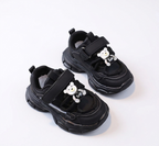 Zapato negro moderno para niños en España