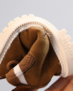 Zapatos de invierno cálidos para niños en España