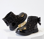 Zapato para niña con diseño brillante y atractivo en España