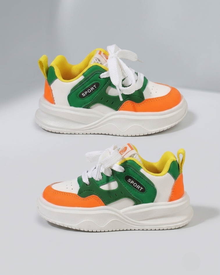 Zapatillas deportivas para niños en España