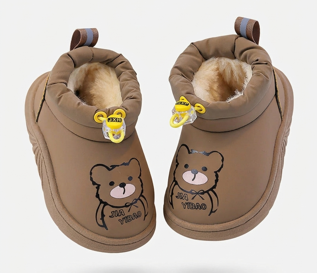Zapato de invierno con diseño de oso en España