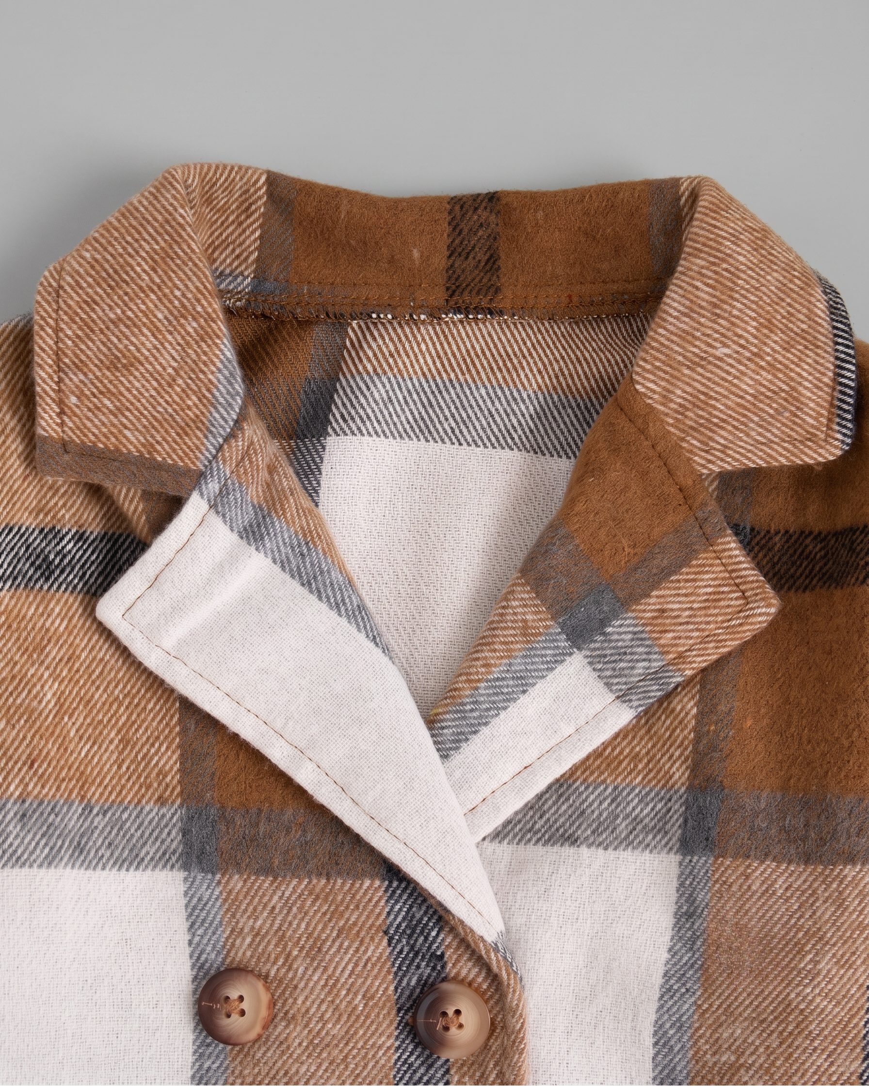 Conjunto niña invierno 2 piezas abrigo de cuadros y vestido lencero elegante en España