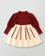 Vestido niña invierno cálido con lazos de satén y cuello altol as tallas disponibles.Ideal para primavera  en España