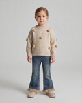 Conjunto niña invierno suéter de lana y jeans con estampado popcorn ,destacada para looks elegantes y sencillos  en España