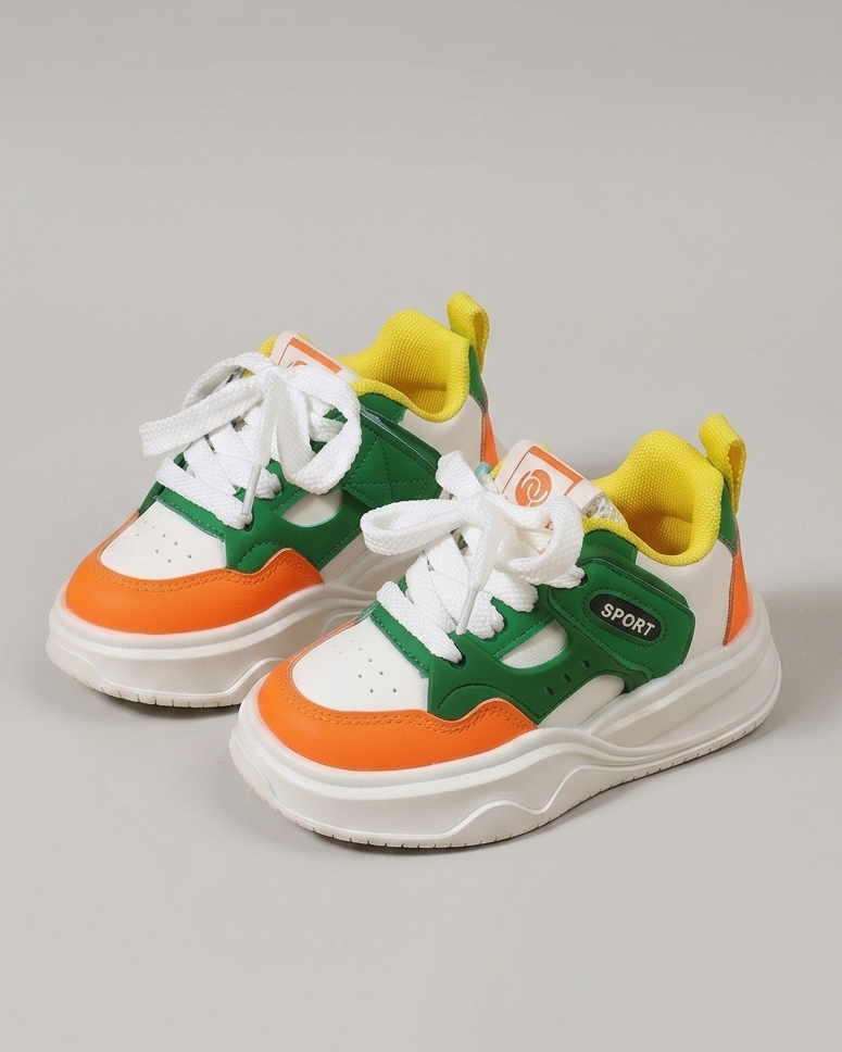 Zapatillas deportivas para niños en España
