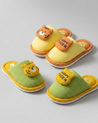 Pantuflas de algodón suave con forro cálido y diseño de dibujos animados en España