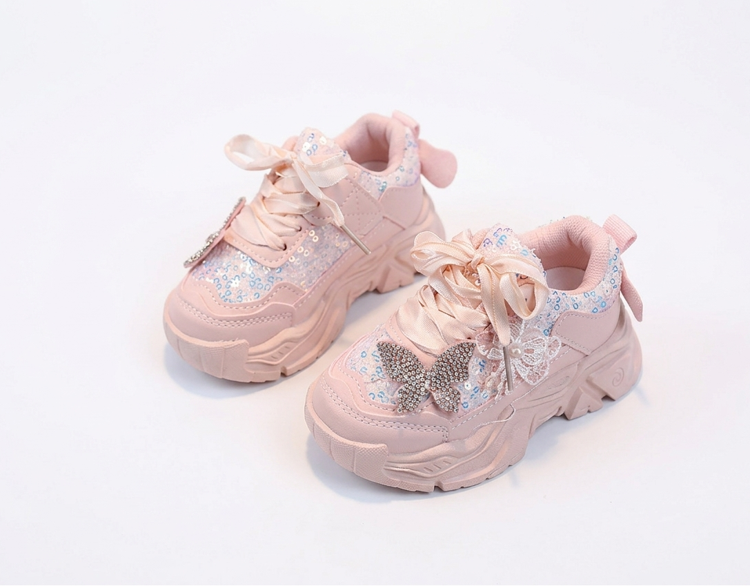 Zapatillas cálidas con diseño moderno para niños en España