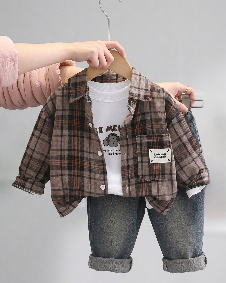 Conjunto bebé niño 3 piezas camisa de cuadros, camiseta interior y pantalón vaquero en España