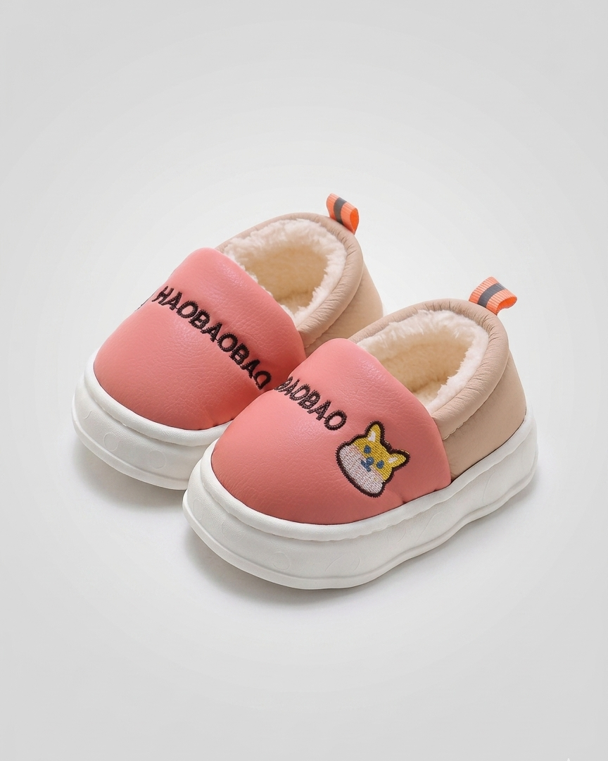 Pantuflas de invierno acolchadas con estampado de gatos para niños en España