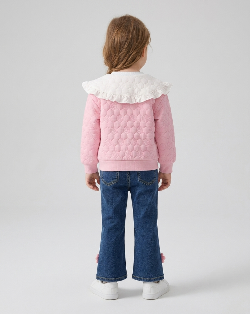 Conjunto niña 3 piezas rosa: suéter, camiseta arcoíris y pantalón vaquero con flores crochet en España