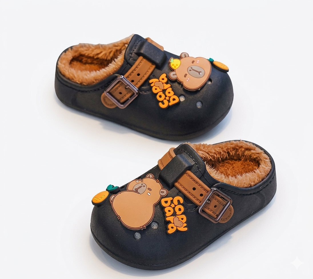 Pantuflas de invierno cálidas con diseño de dibujos animados en España