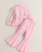 Conjunto infantil de 3 piezas en color lila claro: blusa de mangas transparentes y pantalón ancho 💜✨