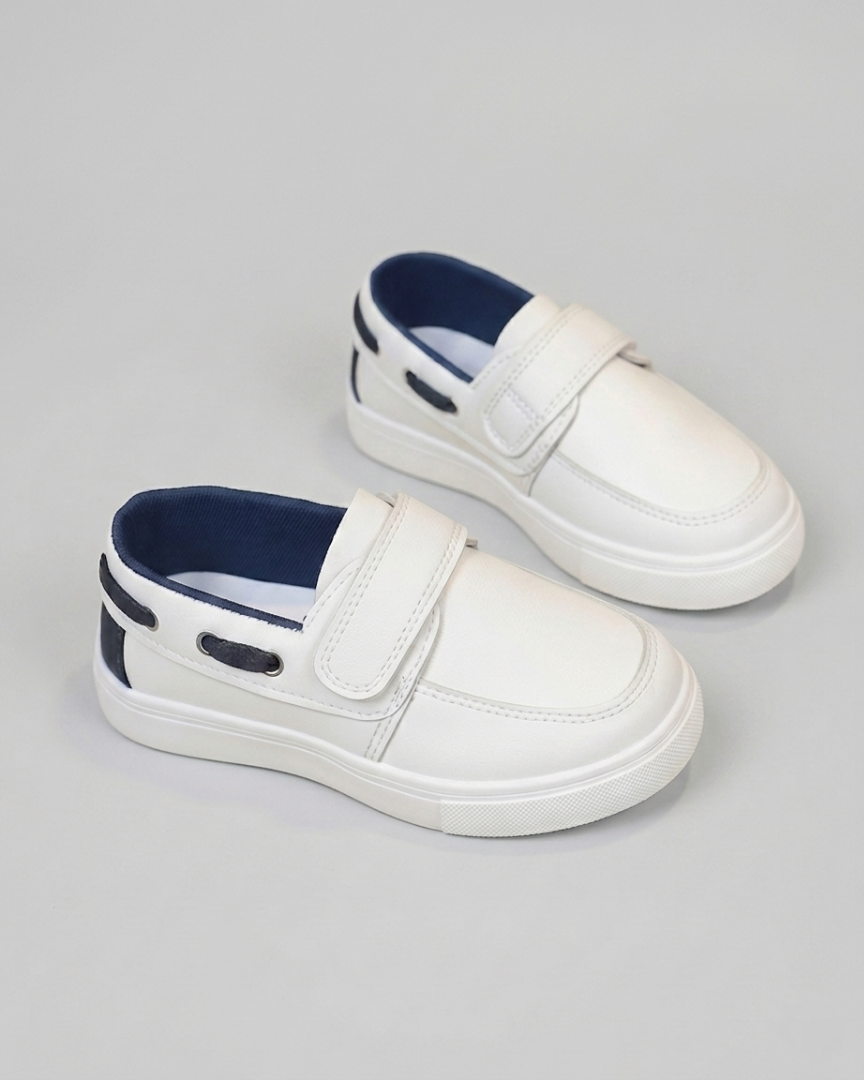 Zapato Clásico Niño Diseño Moderno
