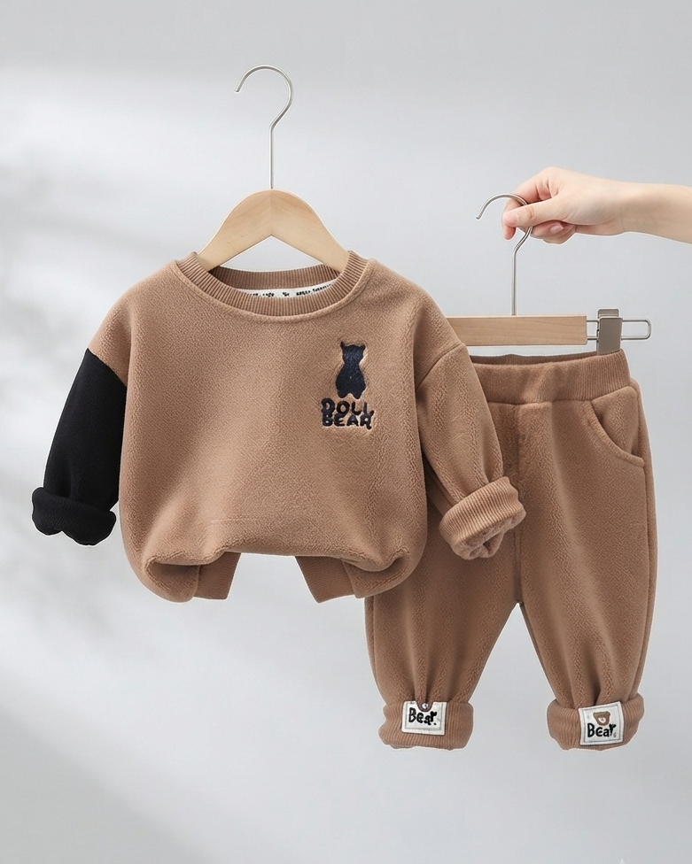 Conjunto bebé invierno 2 piezas de terciopelo con oso 3D