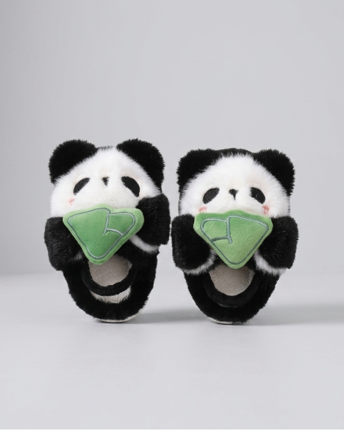 Pantuflas de invierno cálidas con diseño de dibujos animados en España