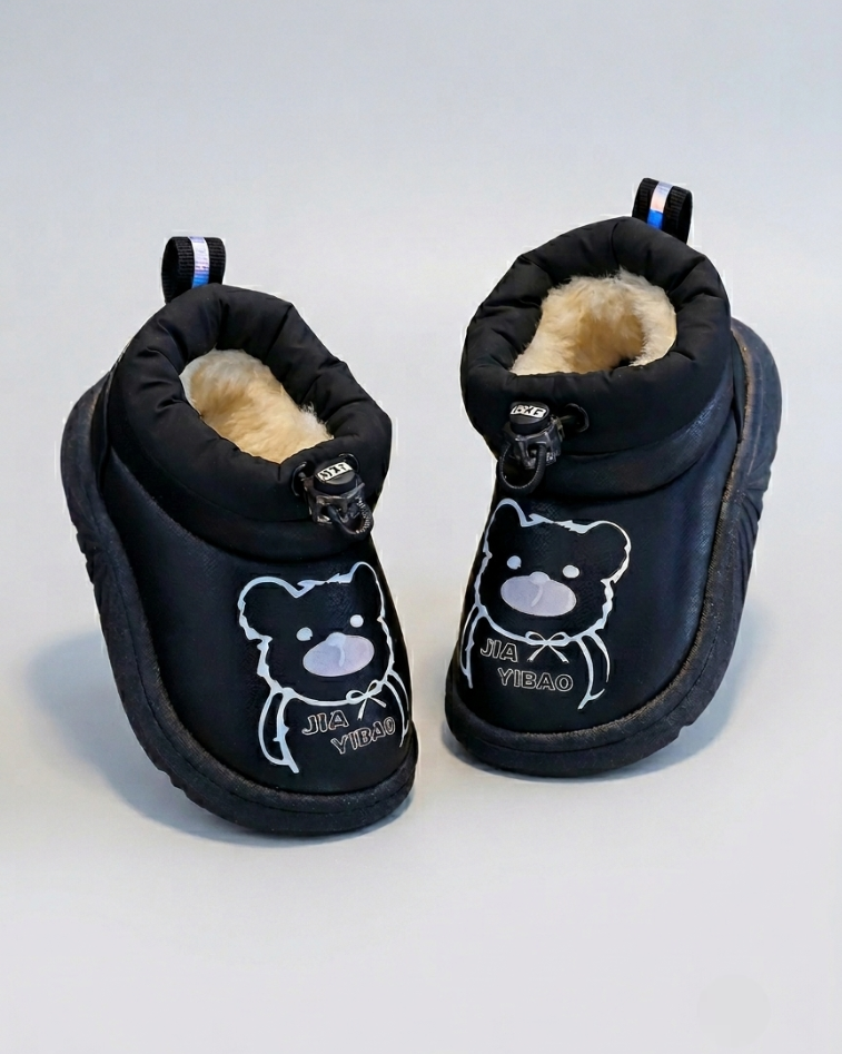 Zapato de invierno con diseño de oso en España