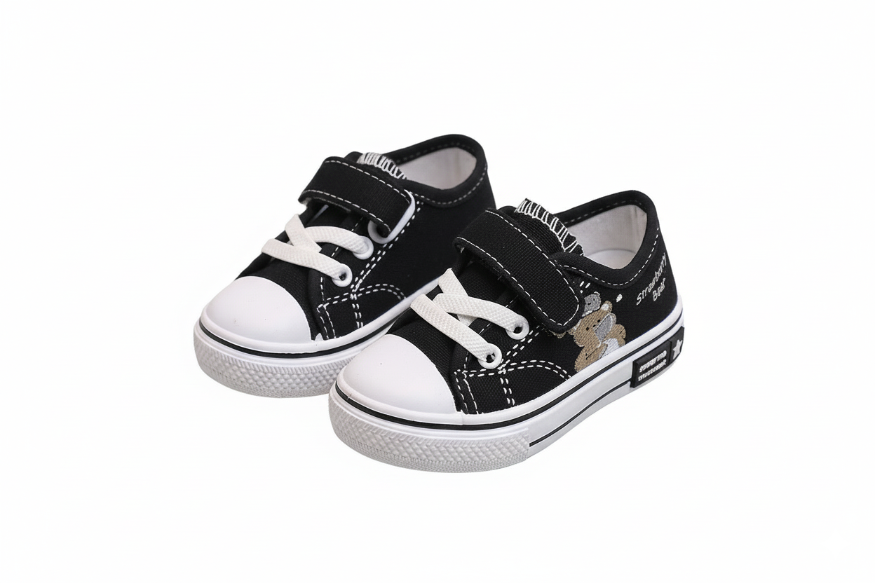 Zapato infantil con diseño de oso caricaturesco en España