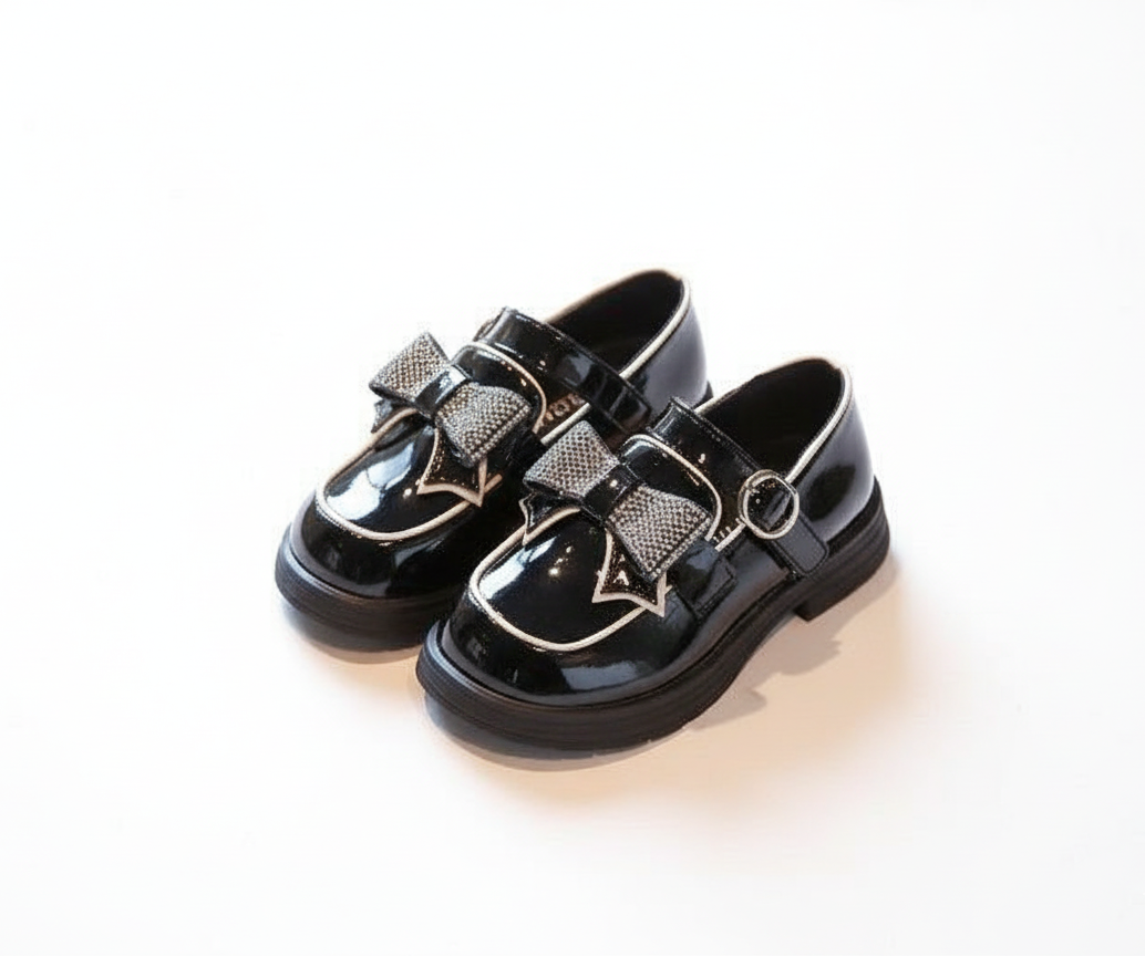 Zapato brillante para niñas con lazo elegante en España