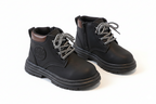Botas para niños con forro interior cálido y suave y diseño moderno en España