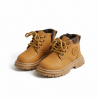 Botas para niños con forro interior cálido y suave y diseño moderno en España