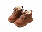 Botas de invierno con diseño práctico y resistente al frío en España
