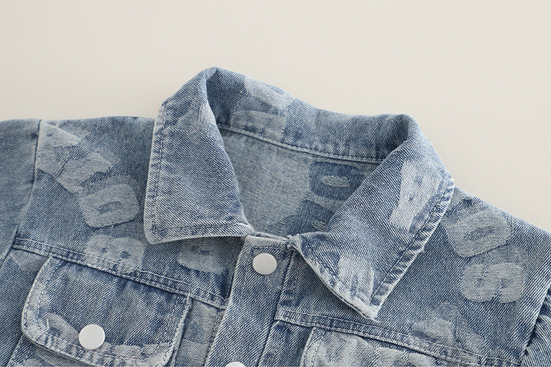 conjunto vaquero 3 piezas con chaqueta denim, camiseta de algodón y pantalón vaquero,Ideal para clima otoñal  en España