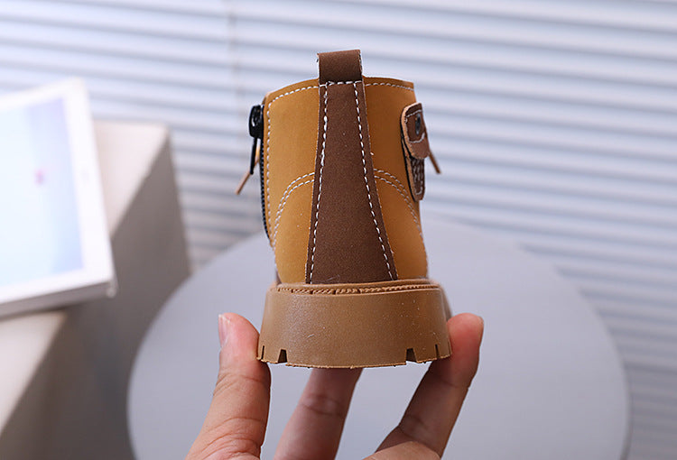 Zapato de invierno con forro suave y cálido, de diseño moderno en España