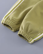 Conjunto deportivo niño 3 piezas con chaqueta, camiseta interior, pantalón y mini mochila chándal infantil invierno en España