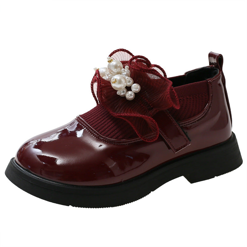 Zapato clásico brillante para niña en España